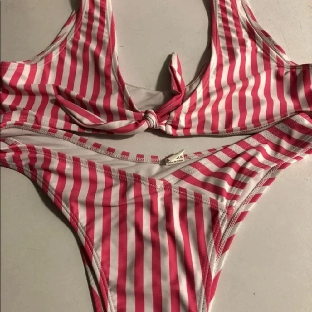 Bikini Size Large Top And Bottom‎ Pink-White Women’s Swim Wear